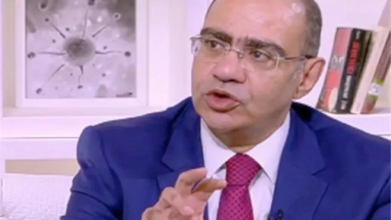 «الصحة» تُعلن موعد انتهاء الموجة الثالثة لـ كورونا| فيديو
