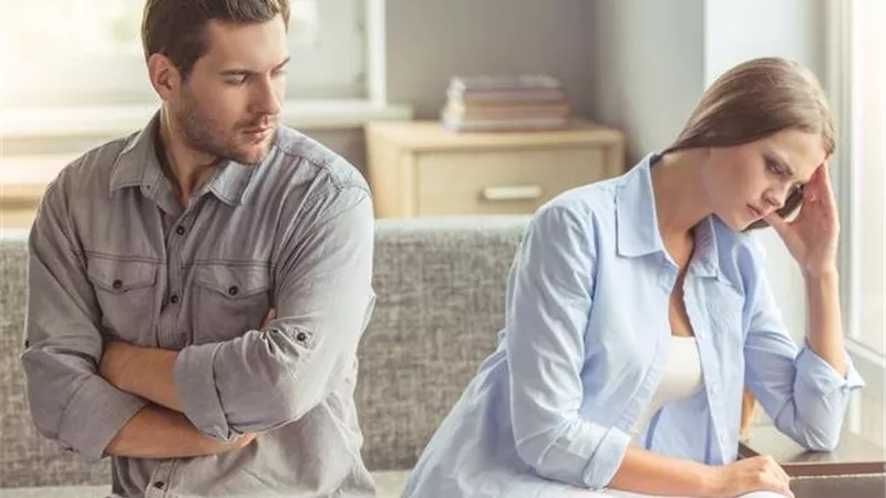 «ما لكِ وما عليكِ».. قانوني يكشف الحقوق المادية للمتزوجات 