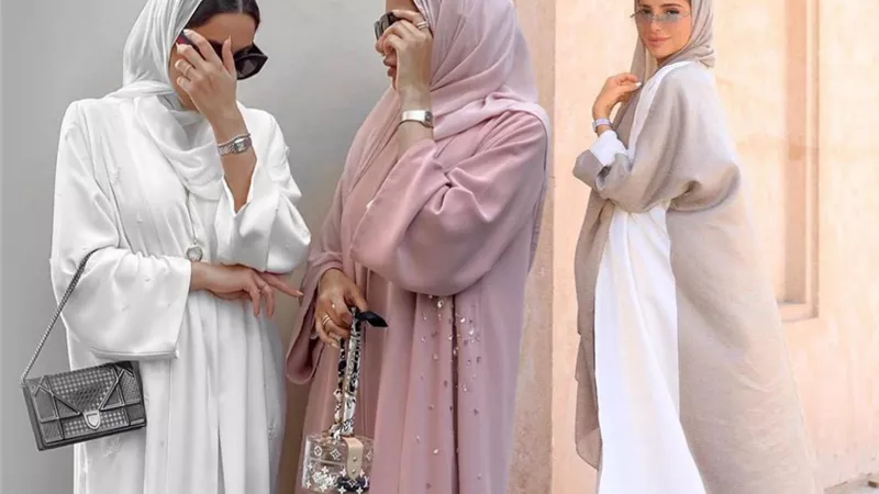 لـ«المحجبات».. شاهدي موديلات العبايات الخليجية