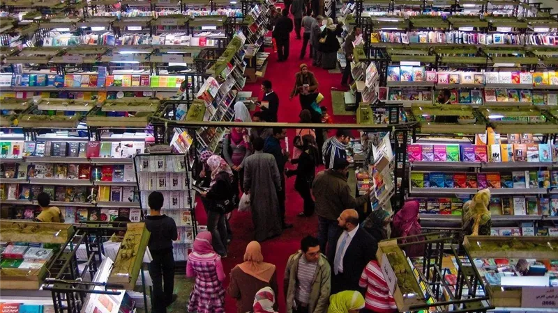 نائب بالشيوخ يقترح توفير تذاكر معرض الكتاب إلكترونيًا 