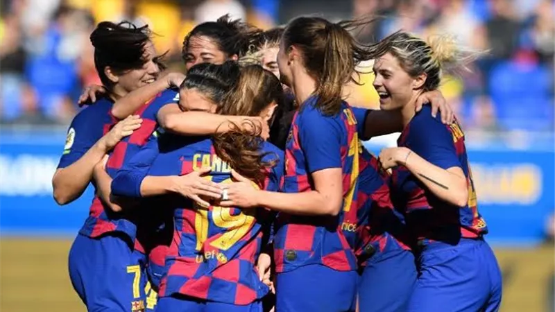 بعد فوز برشلونة بدوري الأبطال.. الفرق الألمانية تكتسح بطولة أوروبا