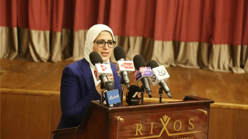 وزيرة الصحة: الرئيس حريص على توفير لقاح كورونا لجميع فئات الشعب