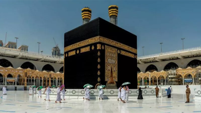 السعودية تمد إقامات المقيمين والزوار دون الحاجة لمراجعة مقار الجوازات