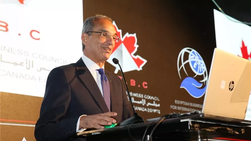 وزير الاتصالات: الحكومة تسعى لبناء مصر الرقمية 