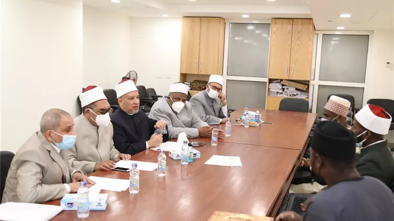 «البحوث الإسلامية» يعقد المقابلات الشخصية لاختيار المبعوثين المحليين للدول