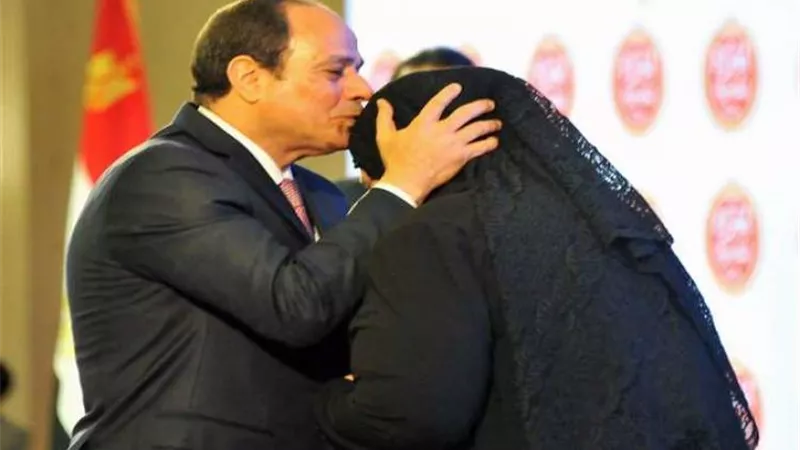 المرأة المصرية في قلب الرئيس السيسي.. استراتيجية وطنية وحماية اجتماعية ومبادرات رئاسية تعديل القوانين والتشريعات لصالحها