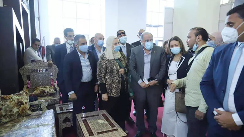 نواب يتفقدون معرض ديارنا للأثاث والمفروشات بحضور وزيرة التضامن