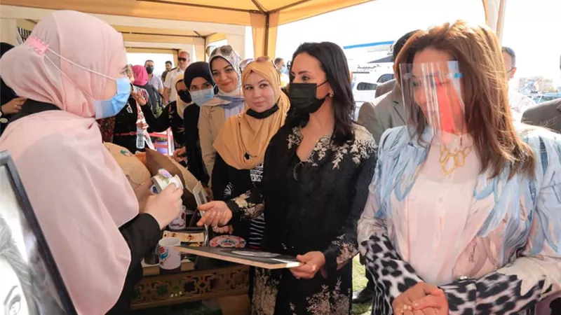مايا مرسي تفتتح المساحة الصديقة للنساء بعزبة البرج بدمياط