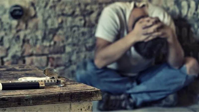 بسبب «الشابو».. مذبحة في سوهاج يقتل والديه وشقيقته وطفليها 