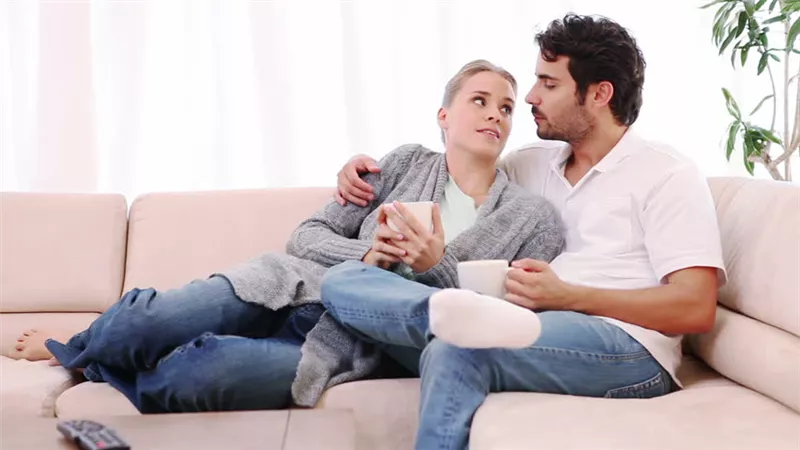 هل تصح علاقة الصداقة بين الرجل والمرأة المتزوجة؟ خبيرة تنمية ذاتية تجيب