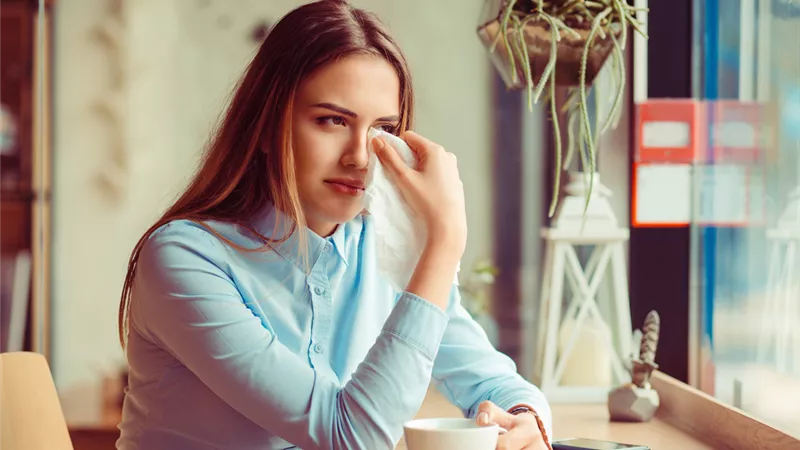 البكاء «مش قلة حيلة».. للدموع 6 فوائد
