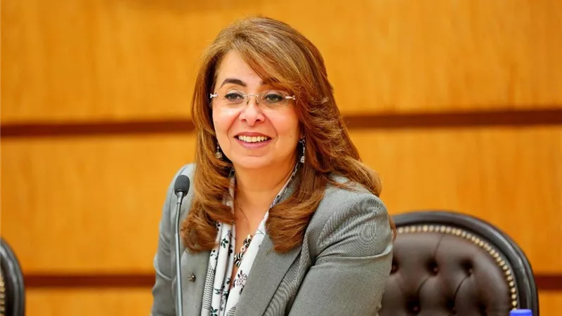 مُتذكرة طفولتها.. غادة والي: «كنت شقية وشاطرة في المدرسة»| فيديو