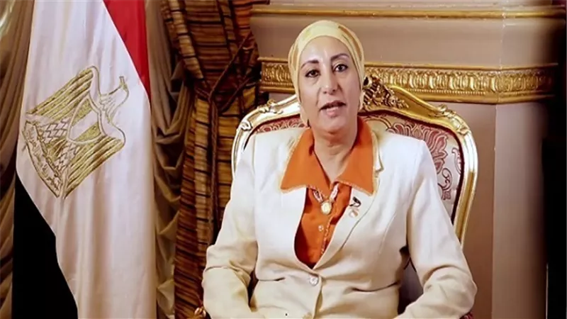 النائبة جليلة عثمان: ظاهرة الإسفاف بالإعلام نتيجة لغياب الرقابة