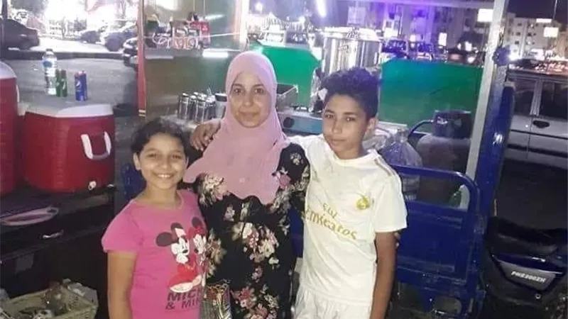 قهوة بالبن المحوج.. رانيا تهزم مصاعب الحياة وتربي أولادها بالحلال