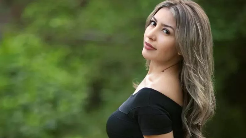  لحظة سقوط جنات في حمام السباحة ..فيديو