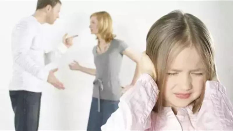 داليا تطلب نفقة لصغيرتها: رفض يصرف عليها عشان مريضة قلب