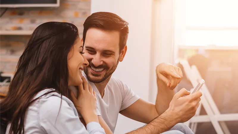 العلاقة الزوجية في خبر كان بسبب الأطفال.. خبيرة نفسية تقدم الحلول 