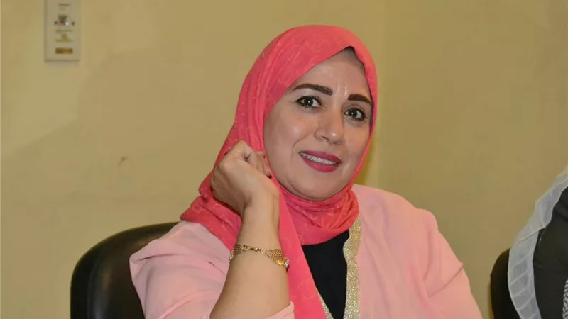 غداً الثلاثاء.. مناقشة ديوان «امرأة ثورة» بنادي أدب مصر الجديدة