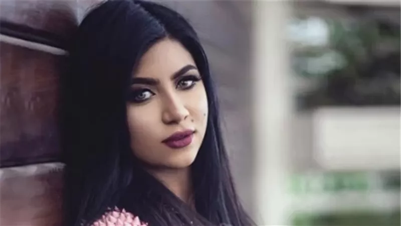 بعد إعلان خطوبتها.. 5 معلومات عن كارولين عزمي 