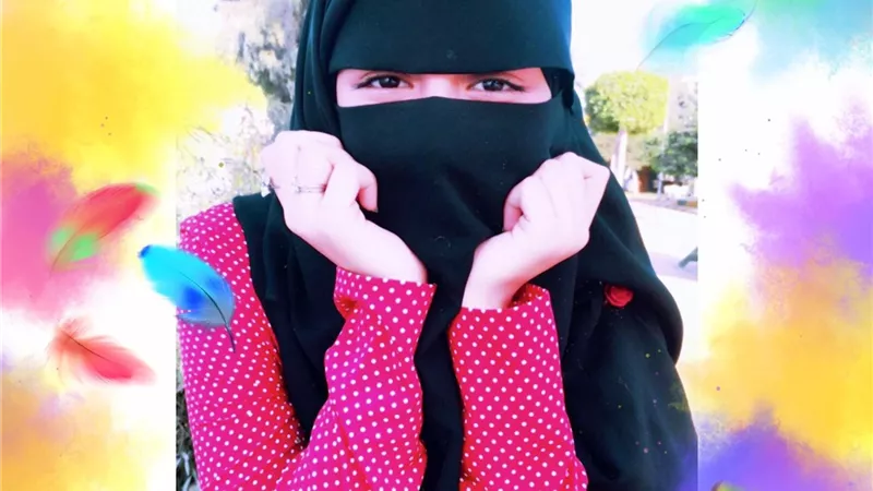 أميرة أبو ذكري.. طالبة أزهرية تقدم علاجًا للأمراض النفسية بسلسلة روائية