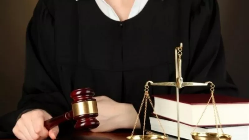 بدء إجراءات تمكين المرأة للعمل كقاضية بالنيابة العامة