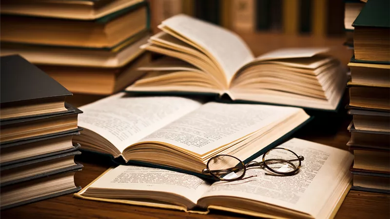 كتاب «بنوتي كبرت».. دليلك للتعامل مع الفتاة المراهقة