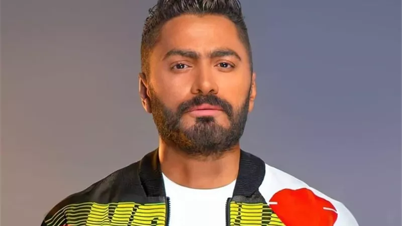 للفت النظر.. حلا شيحة تنشر فيديو قديم لتامر حسني