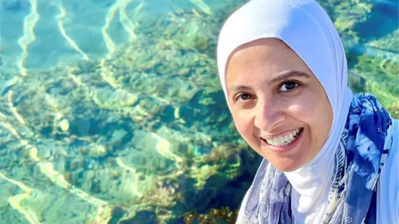 بكلمات مؤثرة.. حنان ترك تطلب الدعاء لياسمين ودلال عبد العزيز
