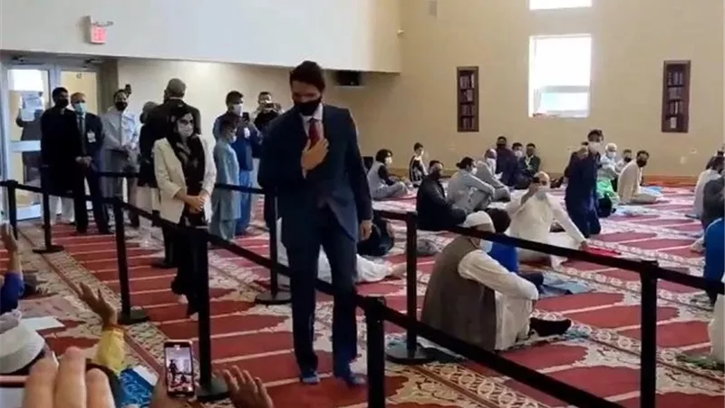 مرصد الأزهر يُثمن زيارة رئيس وزراء كندا لأحد المساجد أثناء صلاة العيد
