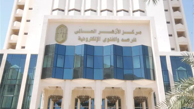 هل يجوز للحائض زيارة القبور؟.. «فتوى الأزهر» يُجيب