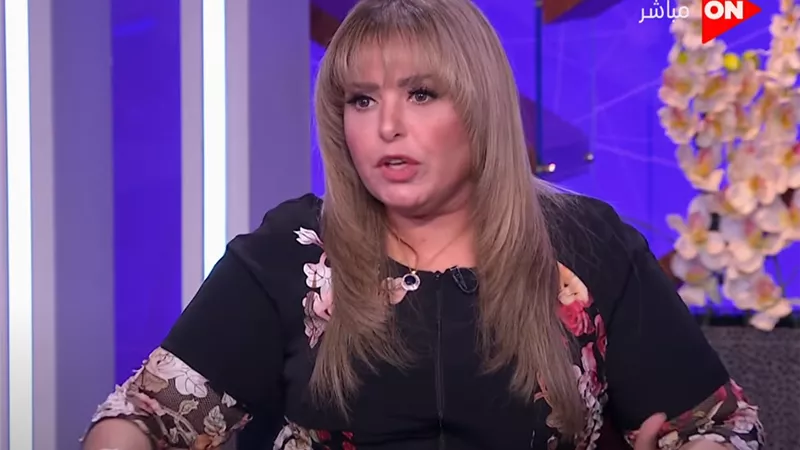 صابرين لمنتقدي خلعها الحجاب: اللي هينزل معايا القبر يهاجمني | فيديو