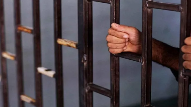 «اقتراض أموال وجنس».. السجن 3 سنوات لمسئول بشركة غاز وسائق لخطفهما أنثى ومعاشرتها