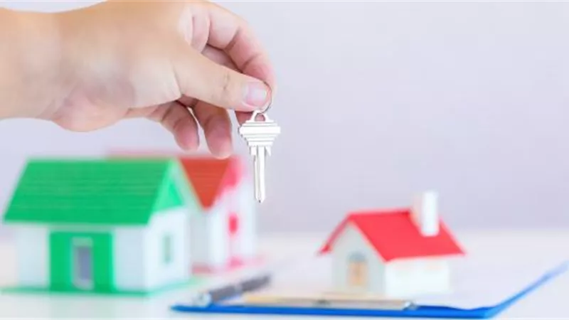 هل من حقي أتمكن من شقة مش ملك جوزي؟.. محامٍ يجيب