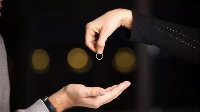 رفعت دعوى خلع على زوجي.. فهل القائمة من حقي؟ دكتور علي جمعة يجيب