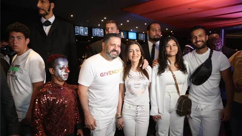 في أجواء مرعبة.. محمد هنيدي يحتفل بعرض فيلم النمس والإنس