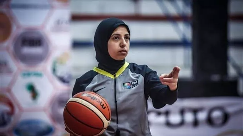 أول حكم محجبة بأولمبياد طوكيو: الحجاب لم يمنعني من المشاركة بالمسابقات الدولية
