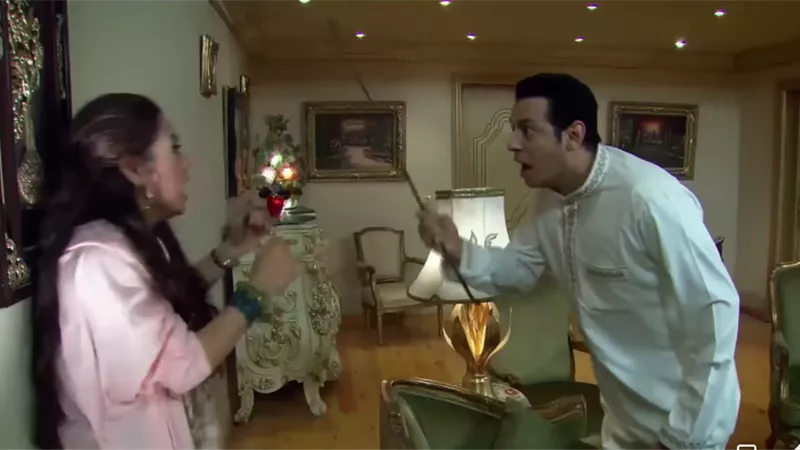 لقاء الخميسي تروي تفاصيل مشهد ضربها من مصطفى شعبان (فيديو)