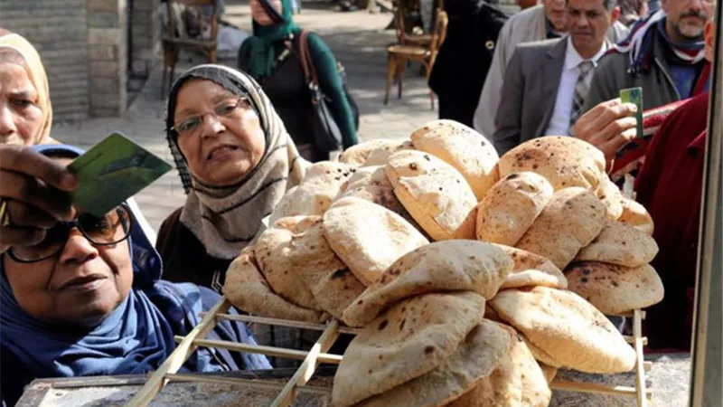 ستات مصر .. ماذا يفعلن ببواقي العيش ؟ 