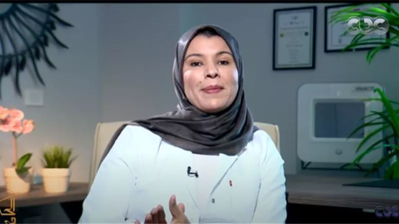 أخطرها «الوراثي».. 3 أنواع لتساقط الشعر (فيديو)