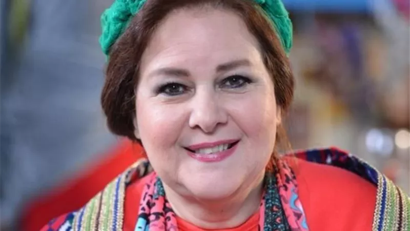 الساعات الأخيرة في حياة دلال عبد العزيز.. فقدان للوعي ودنيا وإيمي بجوارها 