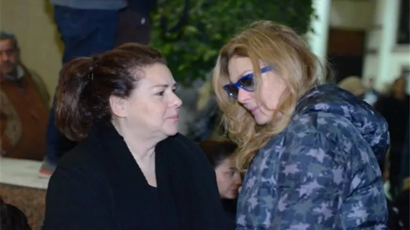 يسرا ناعية دلال عبد العزيز برسالة مؤثرة: «راحت لحبيبها»