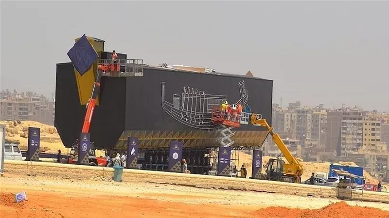 النائبة نورا علي: مصر تُبهر العالم مجددًا بنقل مركب خوفو للمتحف الكبير
