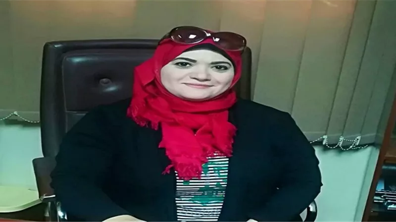 استشاري علاقات أسرية تطالب بقانون يُجرم حرمان الأم من أبنائها