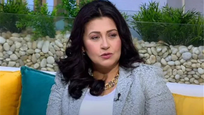 حنان جودة.. قصة كفاح برتبة دكتوراة| فيديو