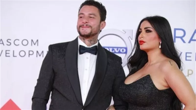 جمهور أحمد الفيشاوي يُهاجمه بسبب دلال عبد العزيز 