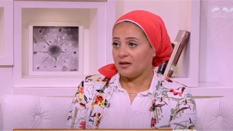 3 مراحل طبيعية لتغيير جسم البنات.. وطبيبة: سن البلوغ يبدأ من 12 سنة| فيديو