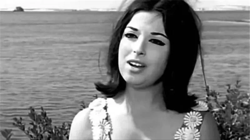 10 معلومات عن نجاة الصغيرة.. وسر إصرارها على الاعتزال