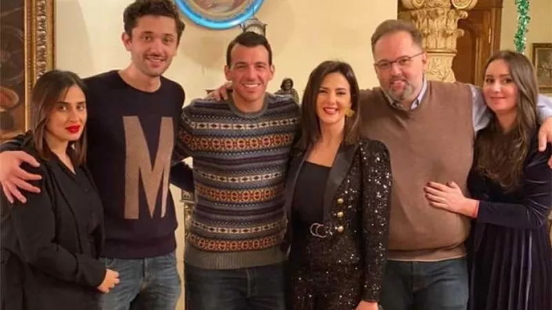 الظهور الأول لخطيبة نجل محمود عبد العزيز في «موسى»