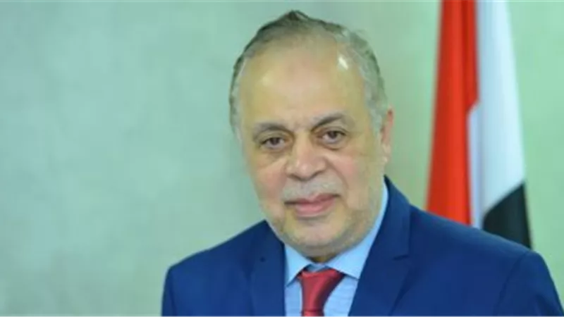 أشرف زكي يشهد افتتاح أولى عروض مسرح الجريمة بطولة راندا البحيري.. اليوم