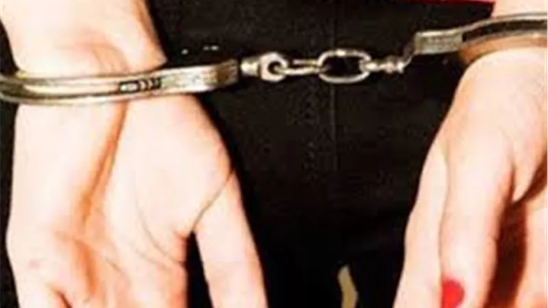 طلبت الطلاق فرفض.. زوجة تقتل 